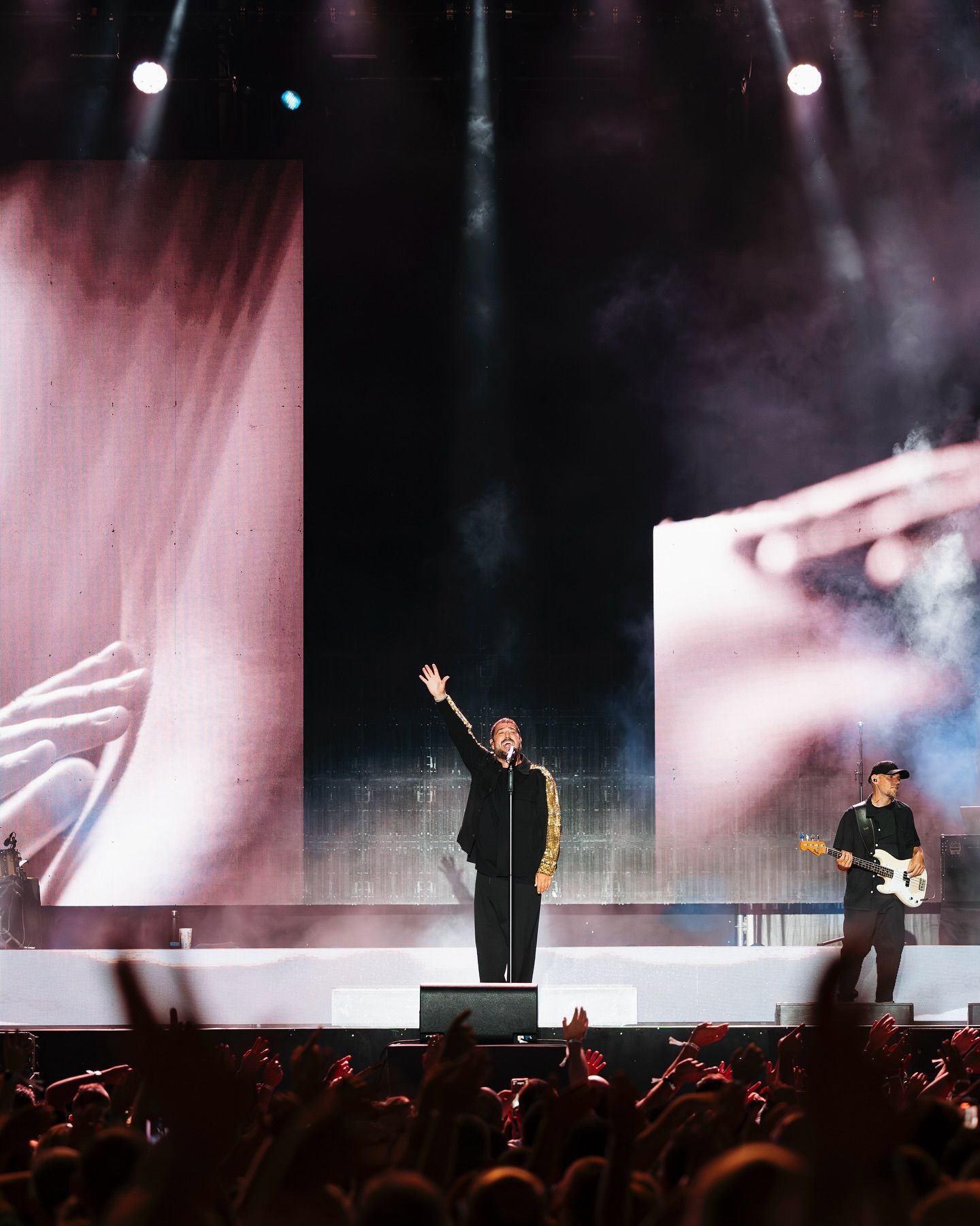 Fotos: Antonio Orozco impregna su inconfundible sello en el Concert Music Festival