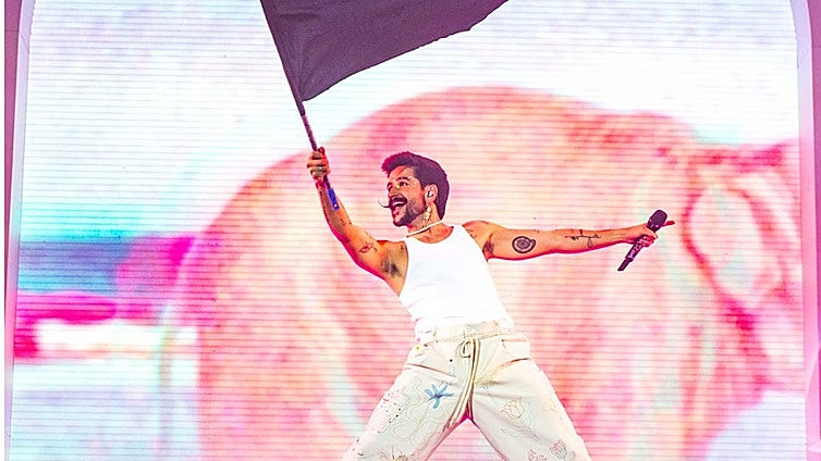 Música y verano en Cádiz: la banda sonora que impulsa la economía y la identidad cultural