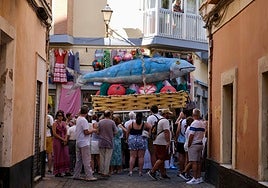 Cádiz celebra su tradicional Entierro de la Caballa
