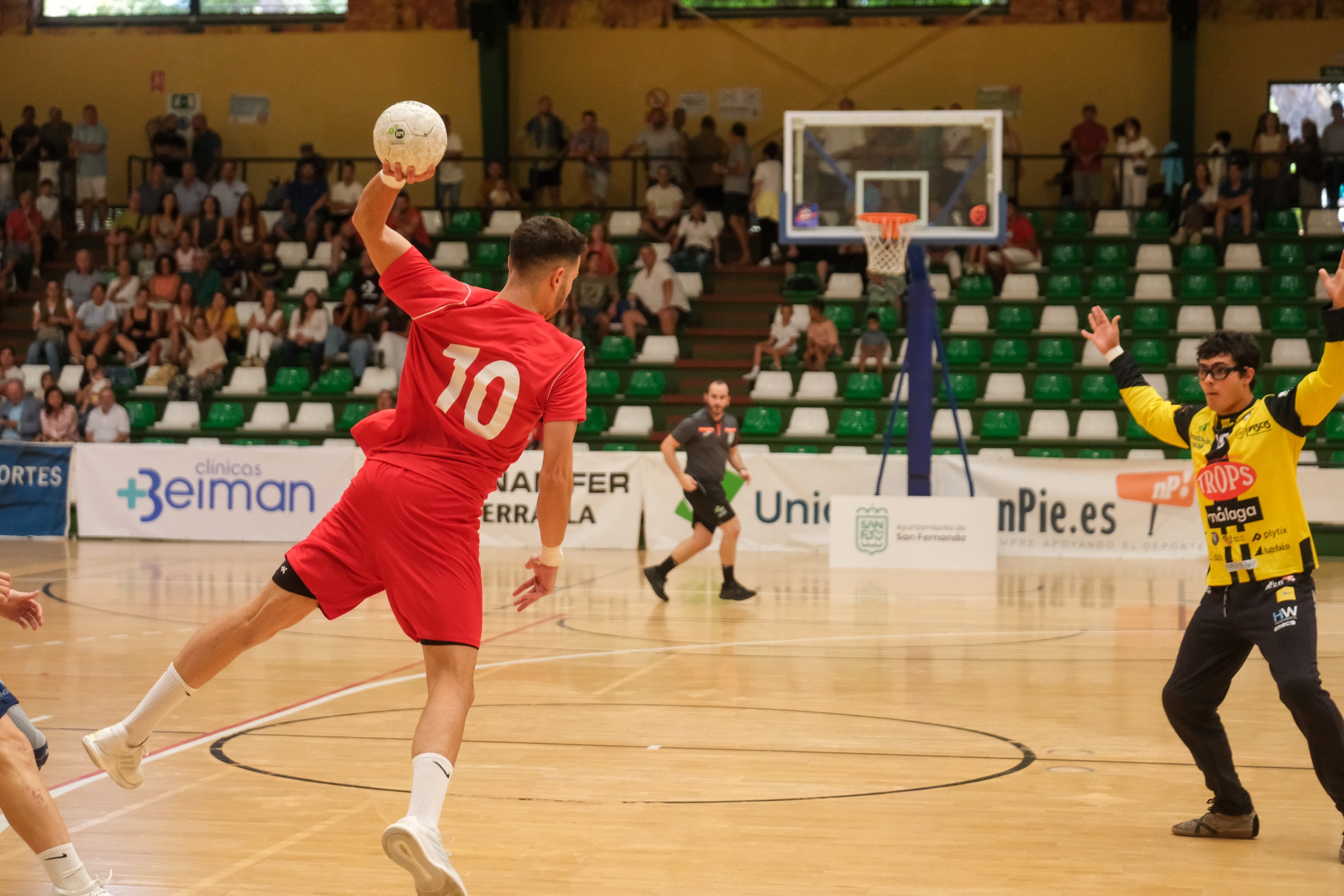 Fotos: Homenaje a Miguel Ángel González Gómez en San Fernando