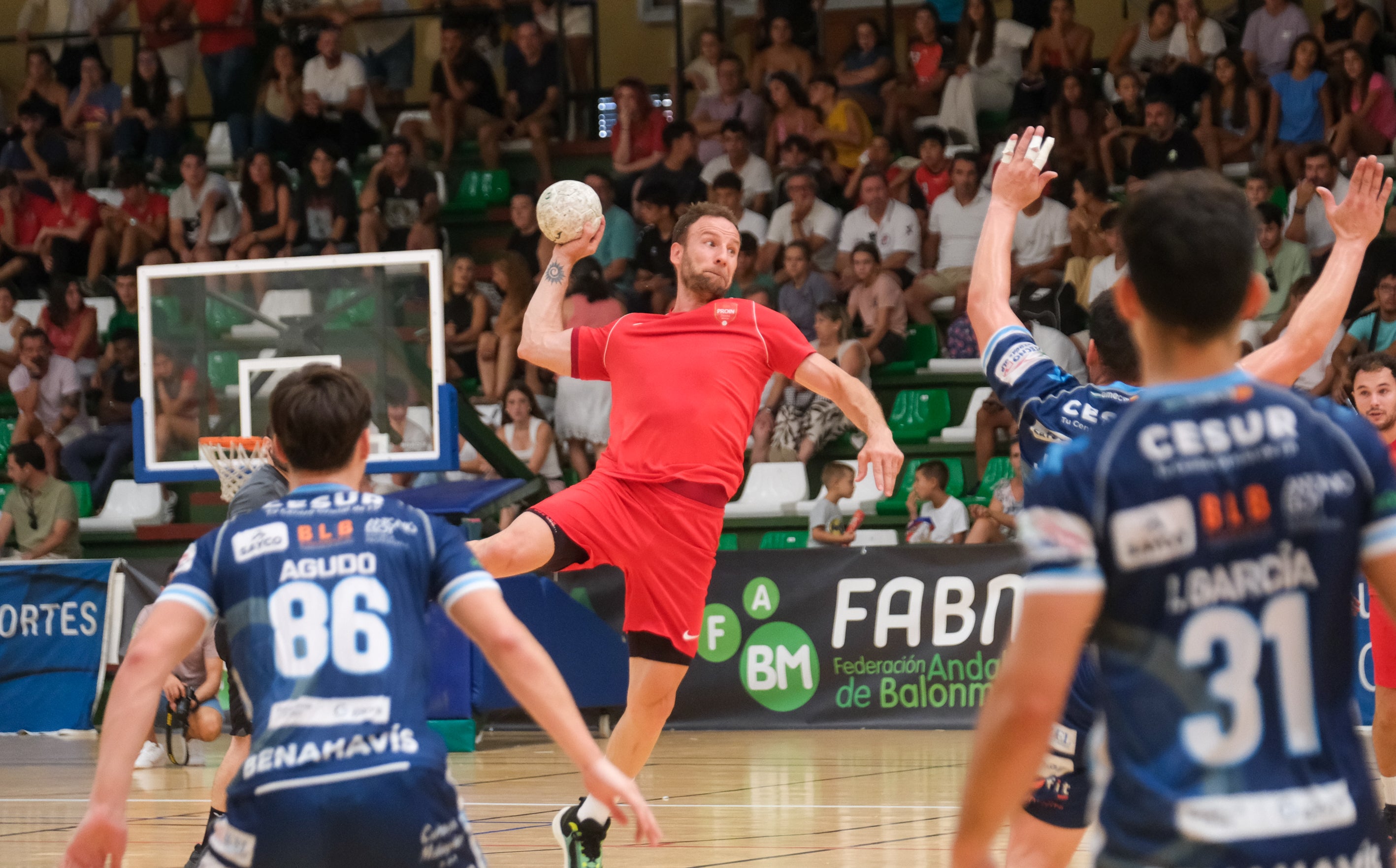 Fotos: Homenaje a Miguel Ángel González Gómez en San Fernando