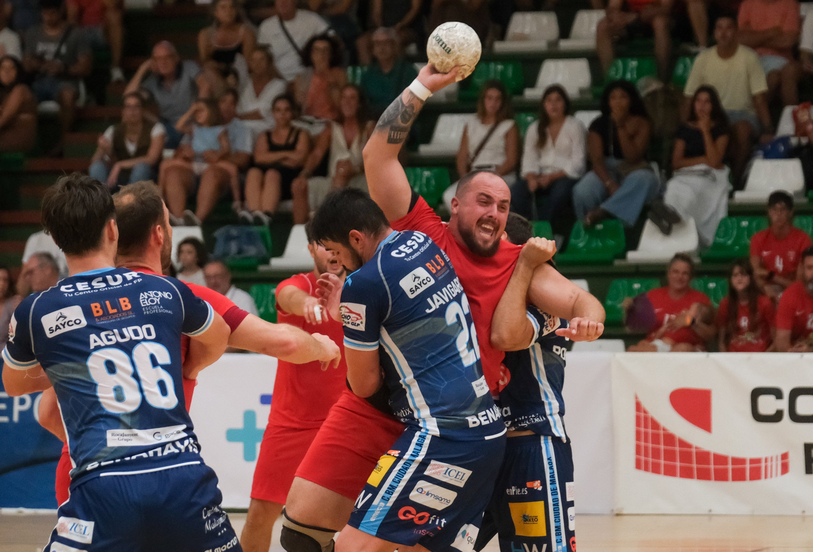 Fotos: Homenaje a Miguel Ángel González Gómez en San Fernando