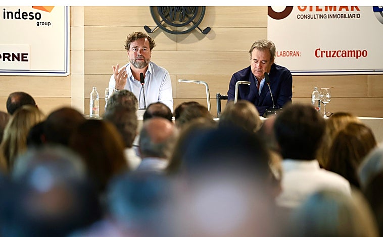 Imagen principal - Espinosa de los Monteros: «Hemos hecho gestas históricas, ahora toca cambiar nosotros»