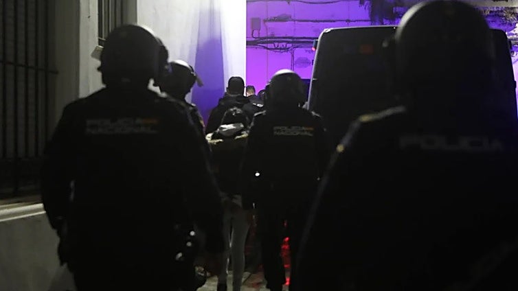 Cierre a otro 'negocio' del hachís y la cocaína en Sanlúcar: tenían detectores de presencia