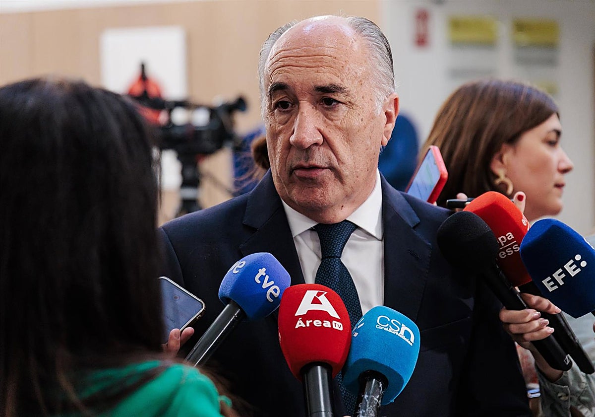 Landaluce valora la reunión de Sánchez y Starmer como «oscurantista»