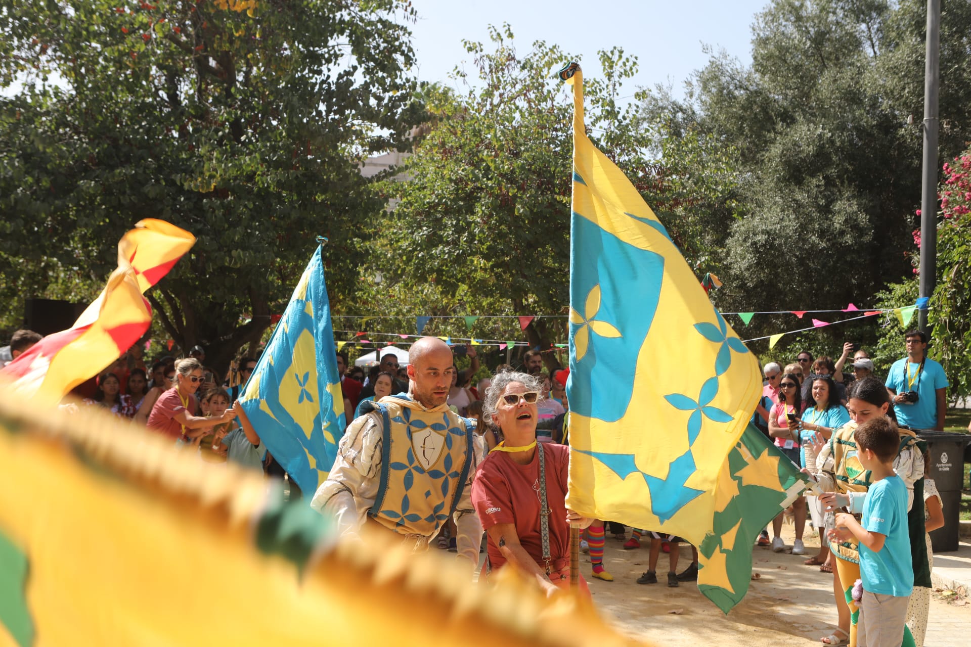 Fotos: Las imágenes del taller Danzas Internacionales del Festival de Folklore de Cádiz