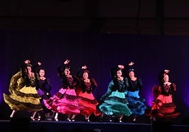 Fotos: Despedida del Festival de Folklore en el Baluarte de la Candelaria de Cádiz