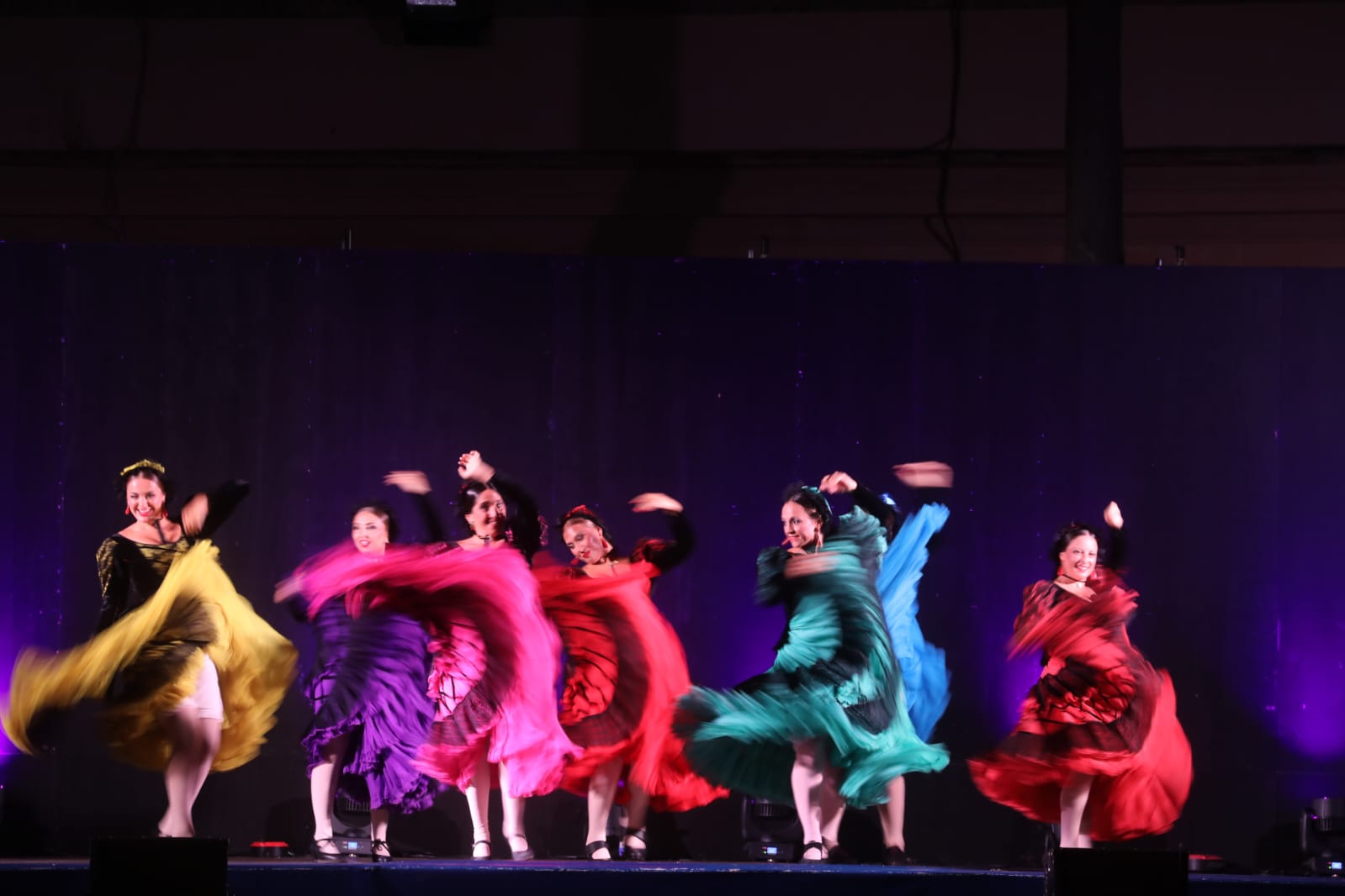 Fotos: Despedida del Festival de Folklore en el Baluarte de la Candelaria de Cádiz