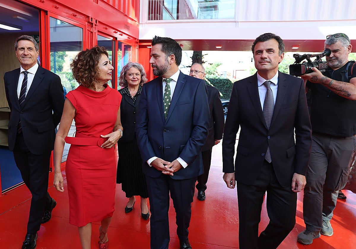 María Jesús Montero, Fran González y Bruno García