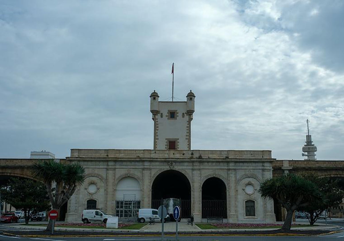 Las puertas de Tierra serán el escenario del espectáculo de clausura de 'Gades Romana'
