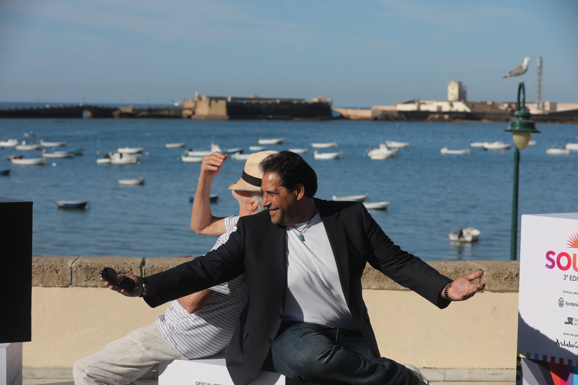 José Luis Moreno y Fernando Trueba, protagonistas del posado caletero este sábado
