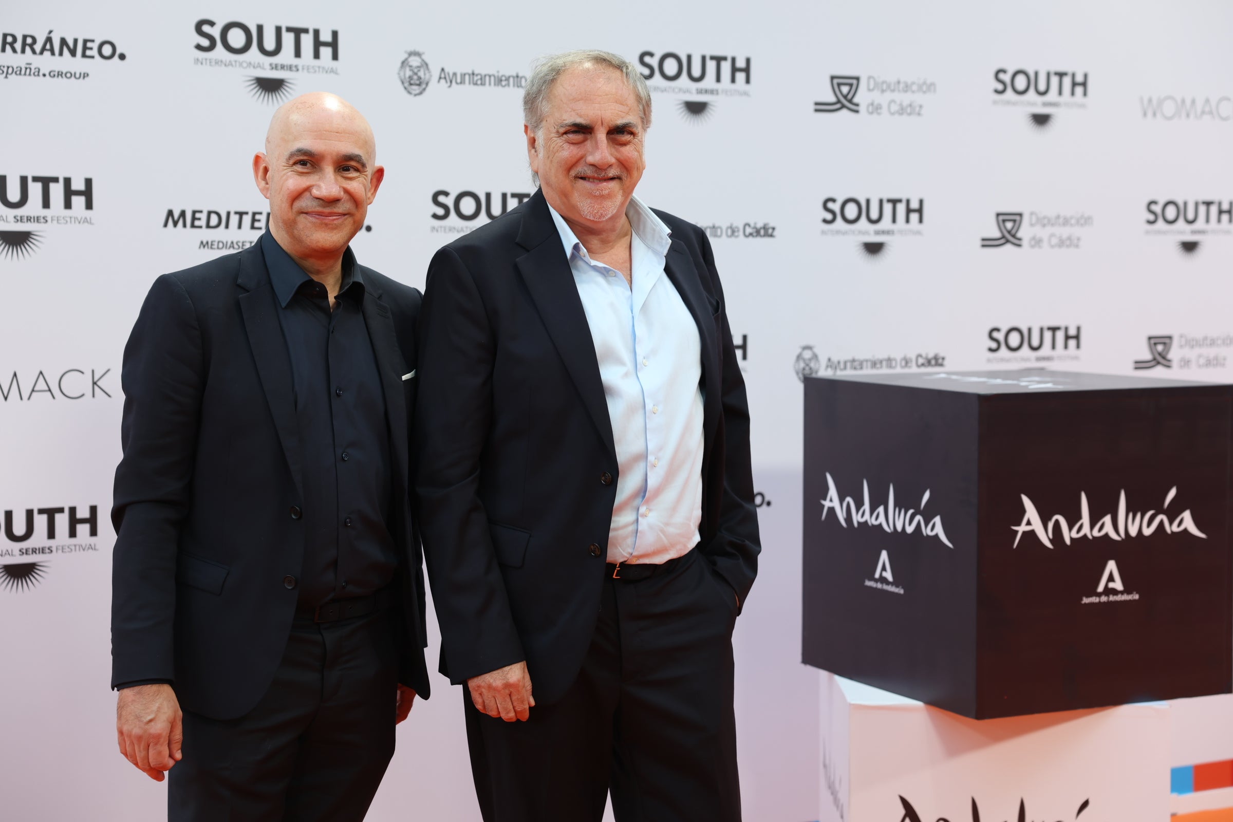 Las imágenes del primer desfile de estrellas por la alfombra naranja