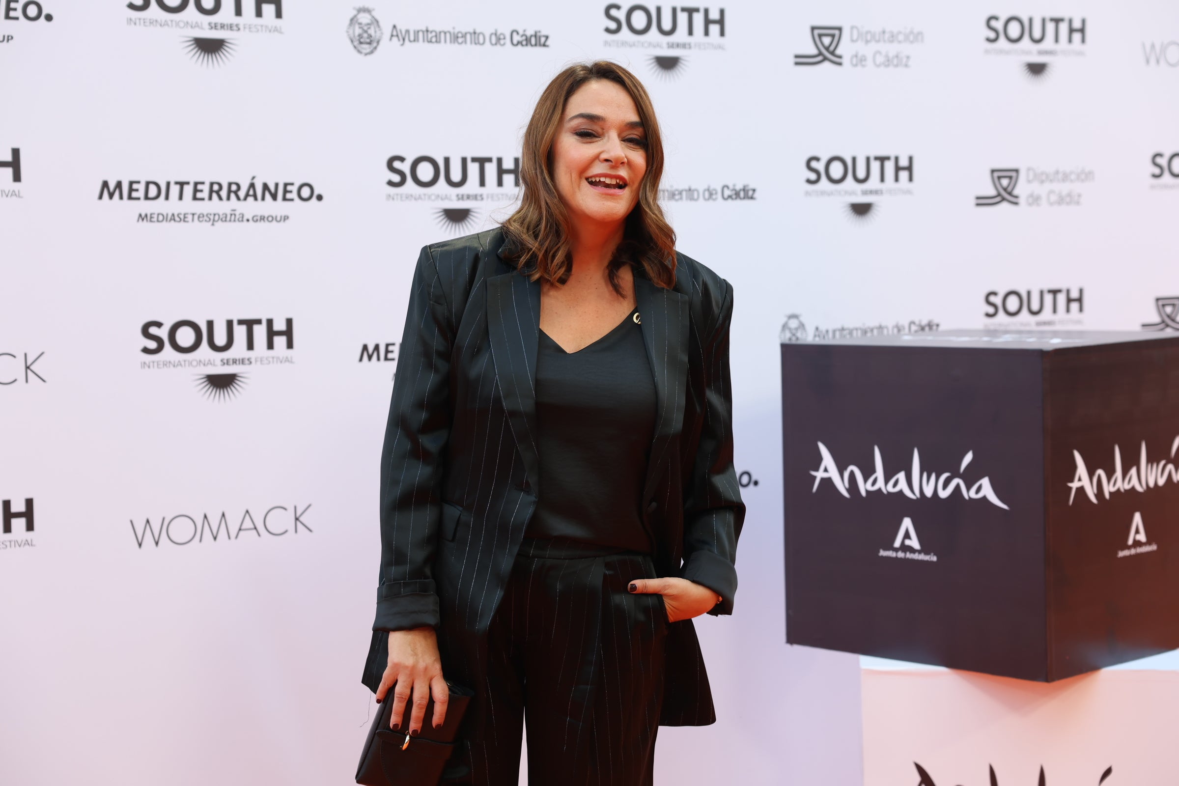 Las imágenes del primer desfile de estrellas por la alfombra naranja