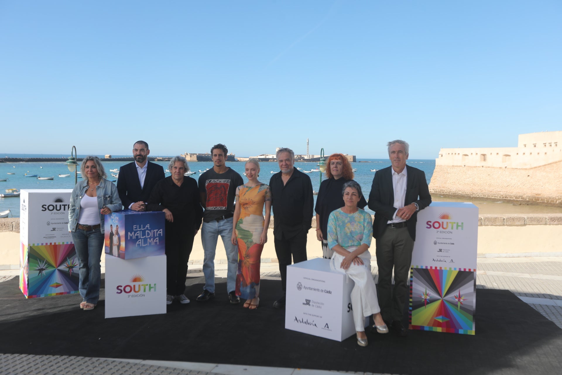 Paco León centra la expectación en La Caleta