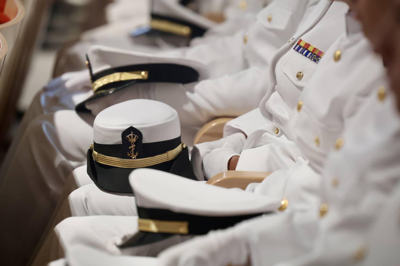 Fotos: Margarita Robles inaugura el curso académico en la Escuela de Suboficiales de la Armada en San Fernando