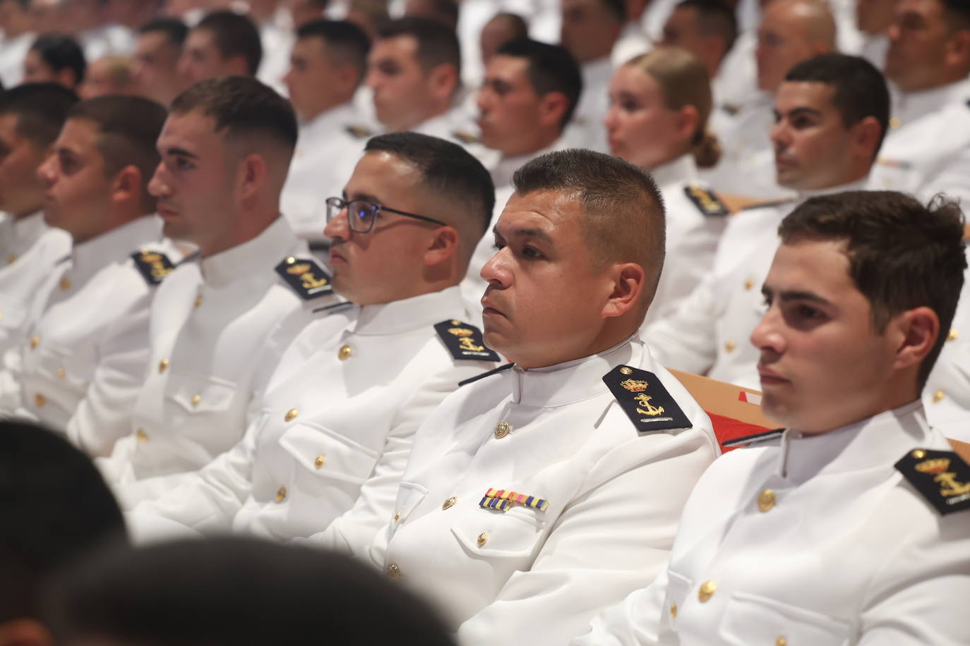 Fotos: Margarita Robles inaugura el curso académico en la Escuela de Suboficiales de la Armada en San Fernando