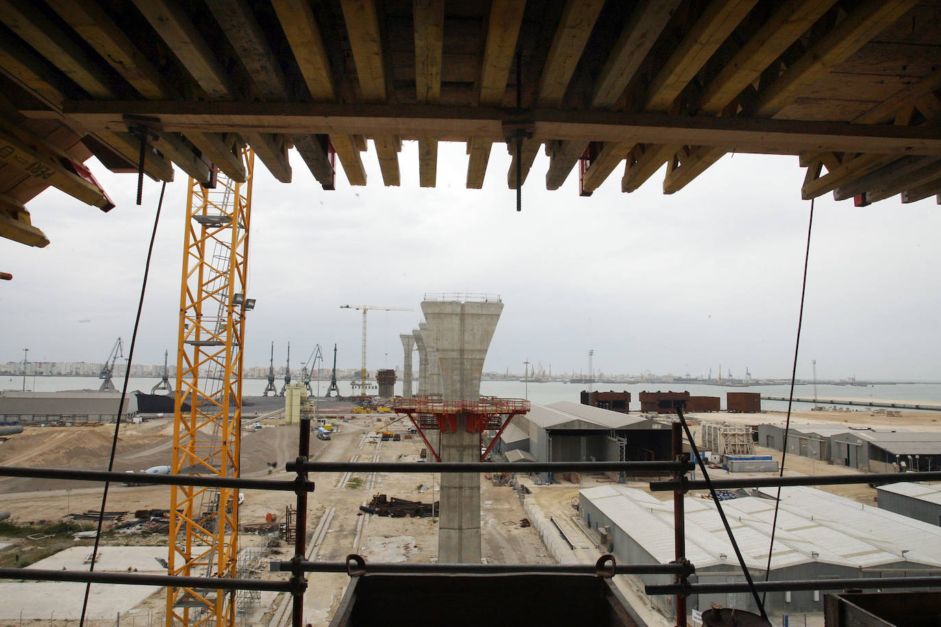 La construcción de un símbolo: Las imágenes de las obras del puente de la Constitución de 1812 de Cádiz