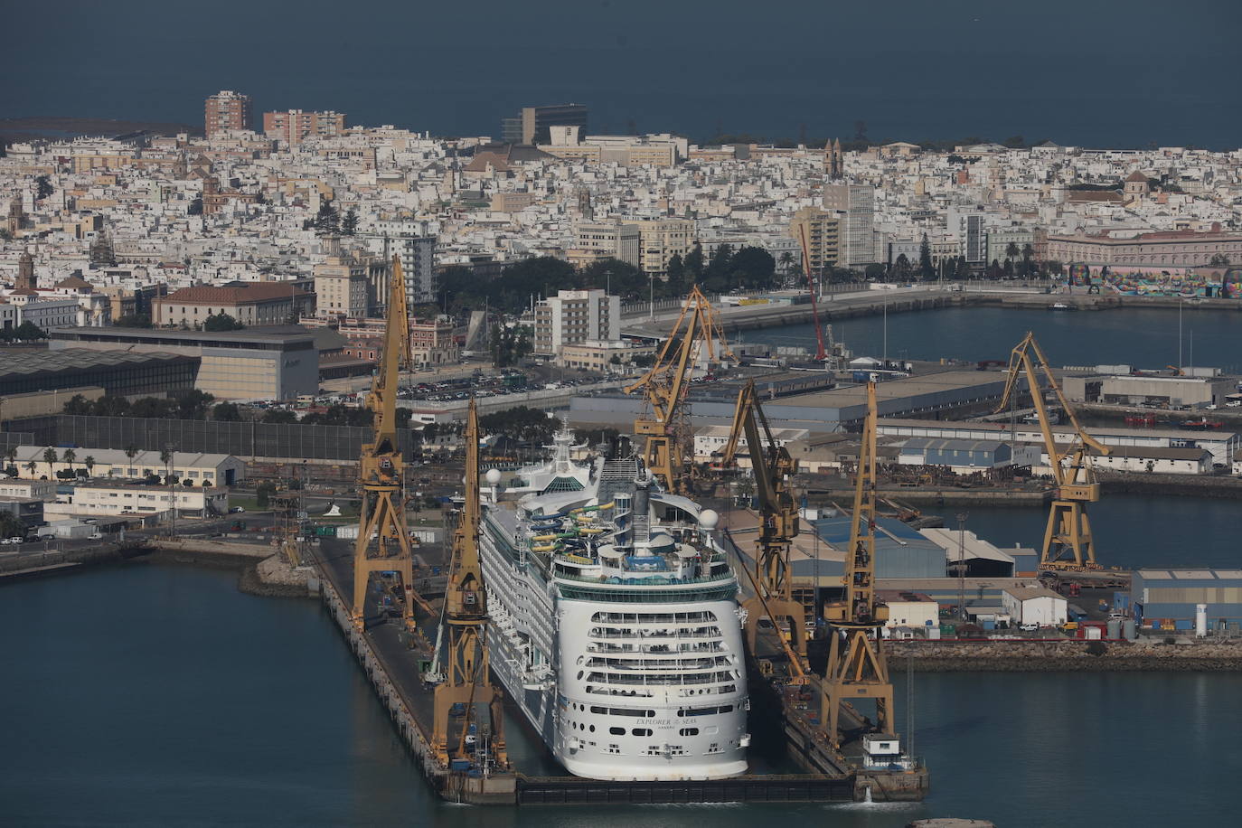 Fotos: La Bahía de Cádiz desde el punto más alto del puente de la Constitución de 1812, el imponente viaje al &#039;cielo&#039;