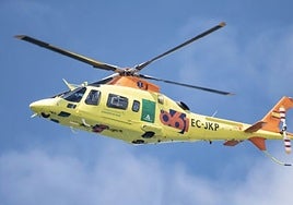 Evacuado en helicóptero un cocinero tras sufrir quemaduras en la cara en una cafetería en Algeciras
