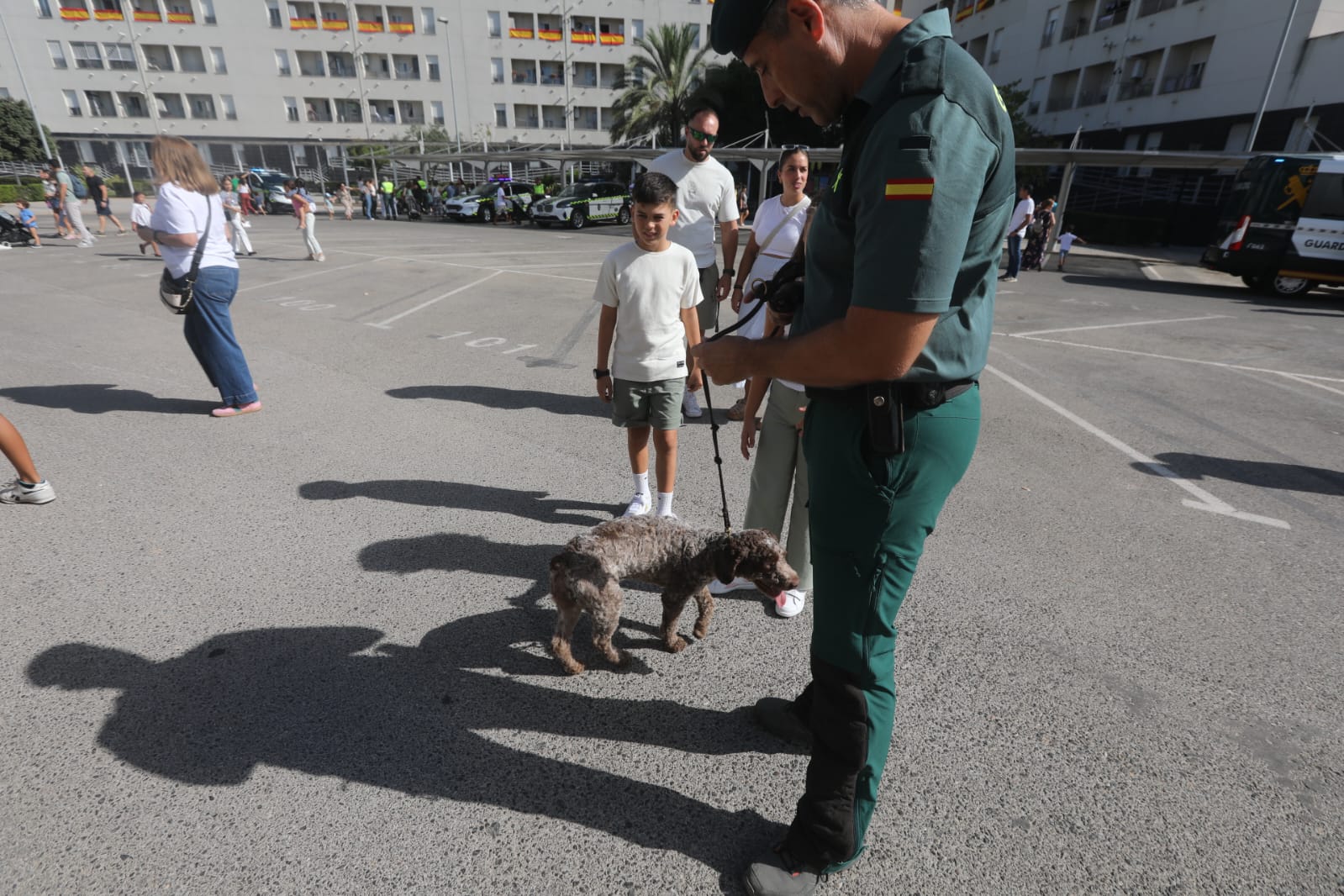 Fotos: Las imágenes de la jornada de puertas abiertas en la Comandancia de la Guardia Civil de Cádiz