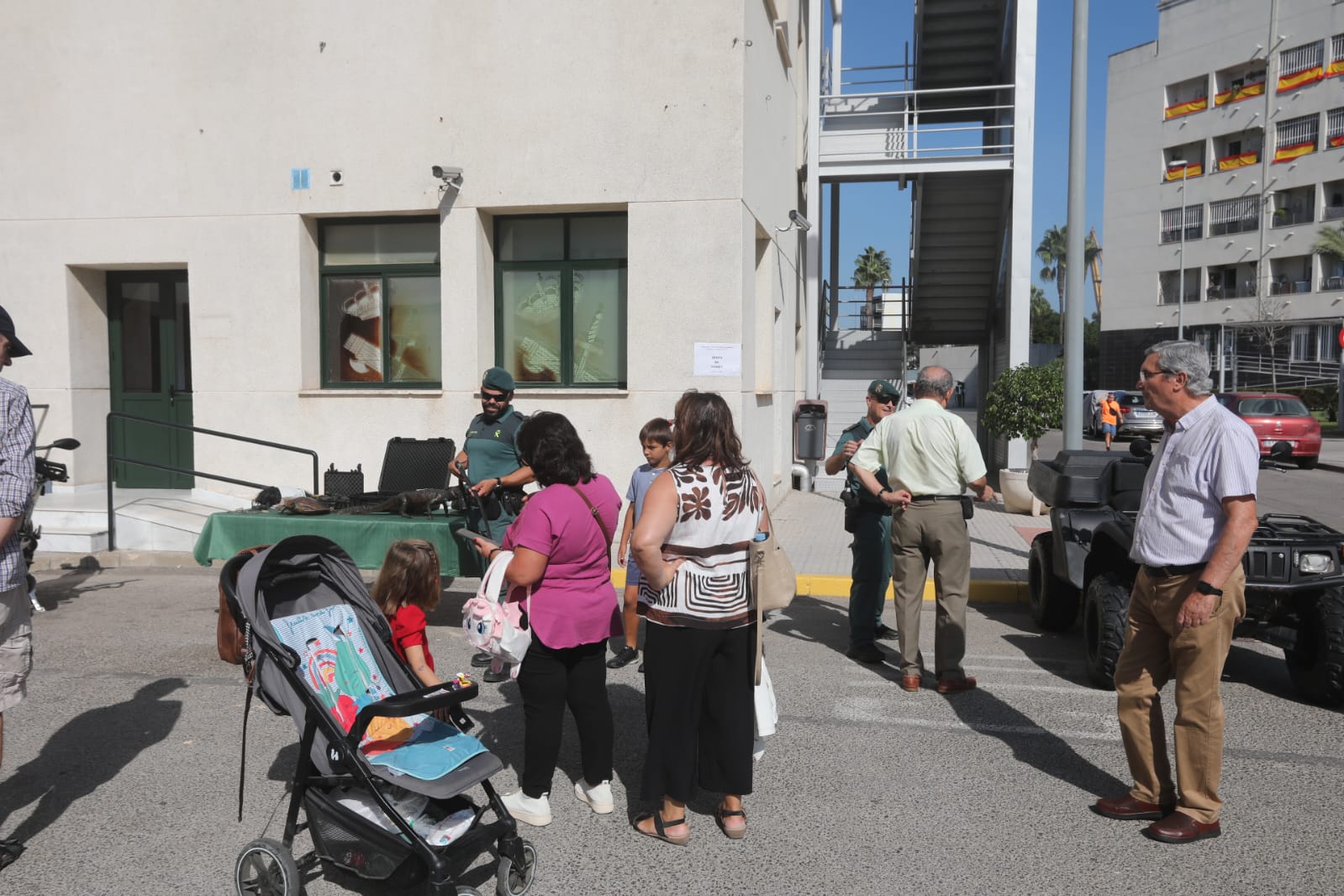 Fotos: Las imágenes de la jornada de puertas abiertas en la Comandancia de la Guardia Civil de Cádiz