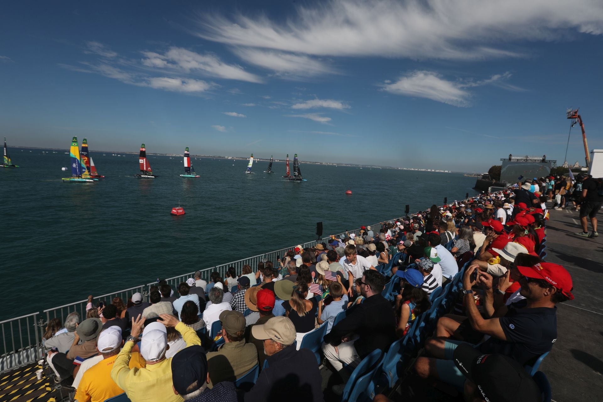 Fotos: Gran ambiente en el cierre de la SailGP 2025 en Cádiz