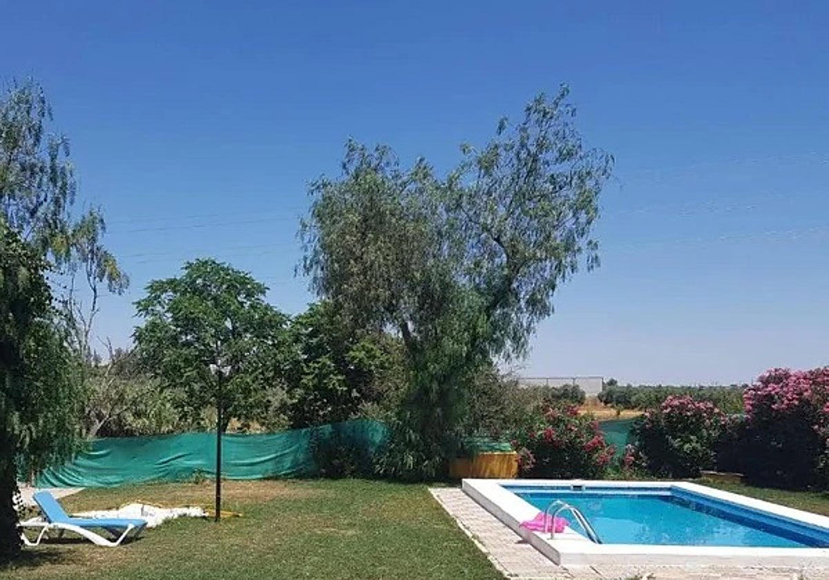 En Chiclana hay miles de piscinas