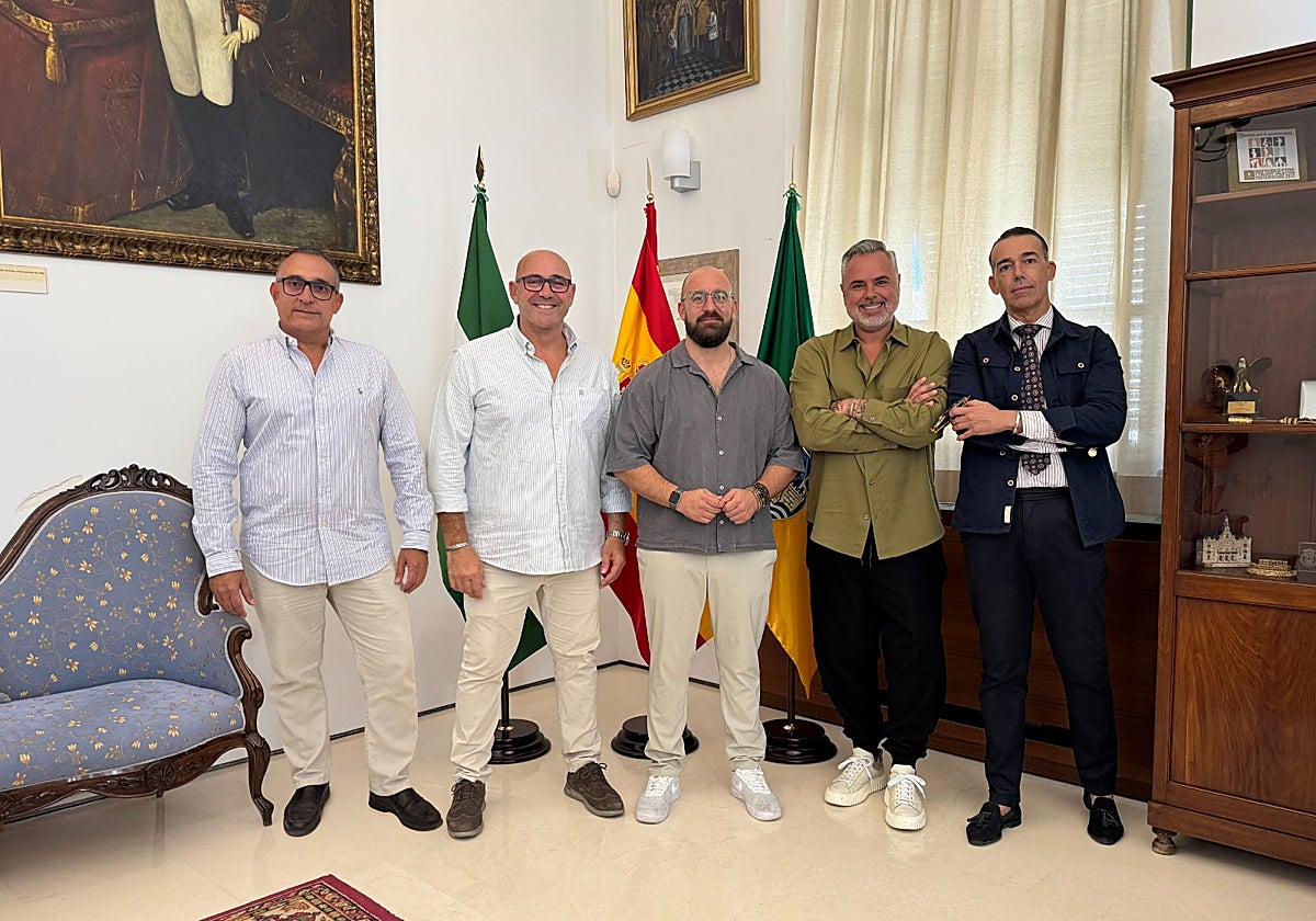 El Puerto presenta a sus Reyes Magos: Juan Magán será Melchor