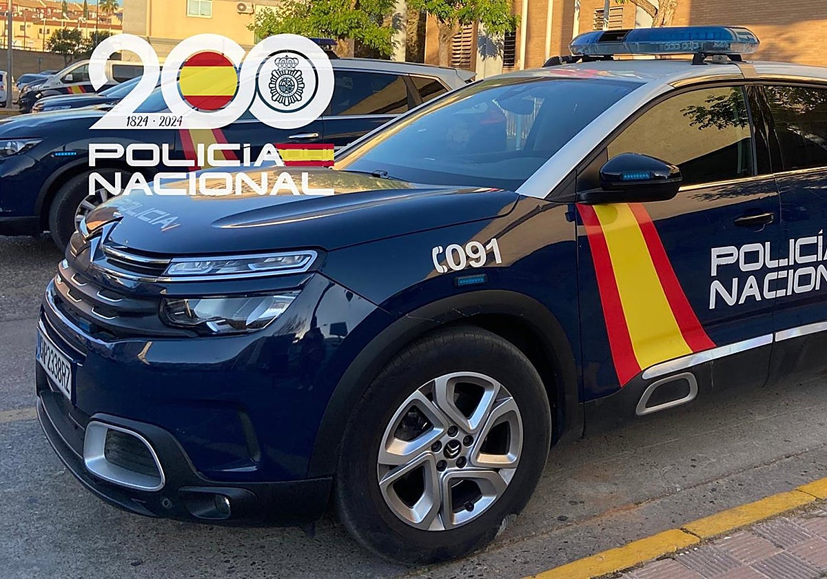 Los agentes observaron en una gasolinera a un varón que mostraba una actitud vigilante