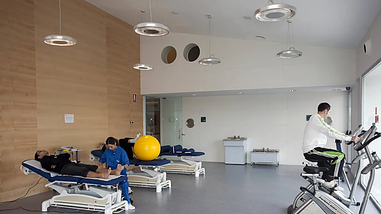 Zona de rehabilitación de una mutua de trabajo