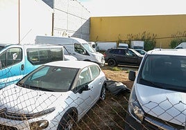 Ni cámaras ni seguridad para almacenar la gasolina incautada: así es el depósito de la Policía Local asaltado por los narcos en Chiclana