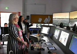 Colombo destaca «la excelencia» del centro Marítimo Zaporito como referente en formación profesional en Andalucía