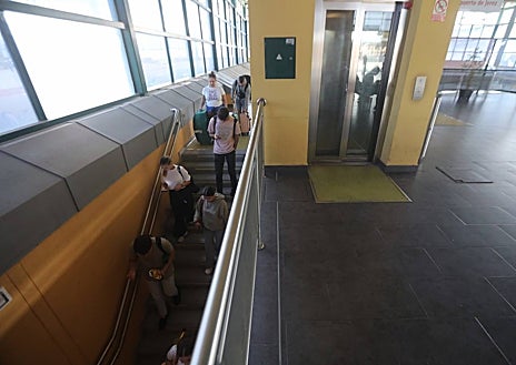 Imagen secundaria 1 - Estación de tren en Puerto Real