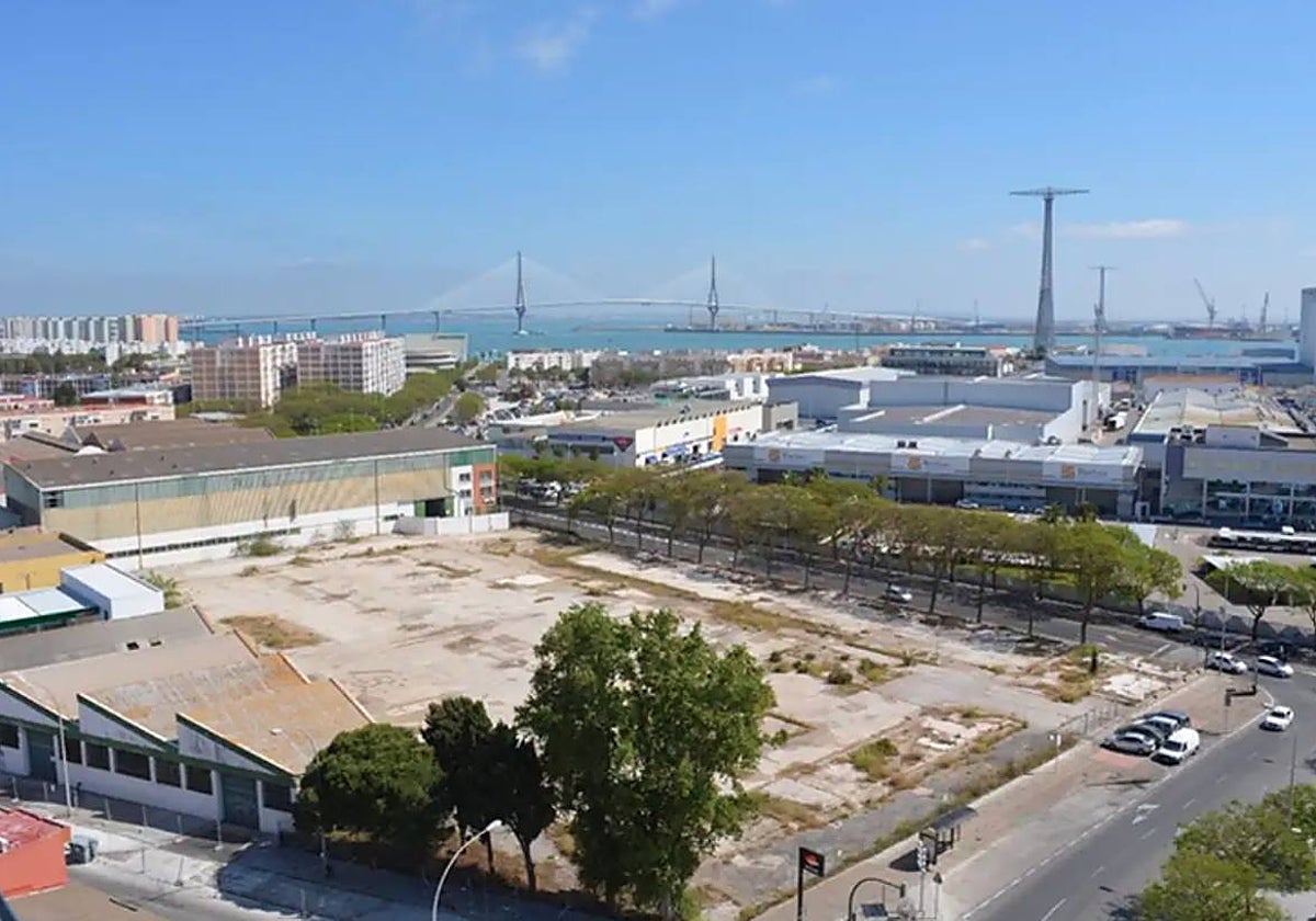 Solar de Navalips en la Zona Franca de Cádiz