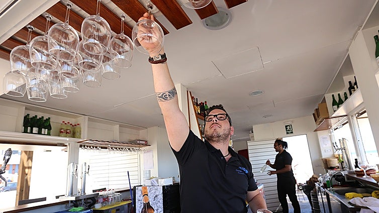 La EPA del último trimestre revela que el empleo en Cádiz se mantiene aunque anclado en la hostelería