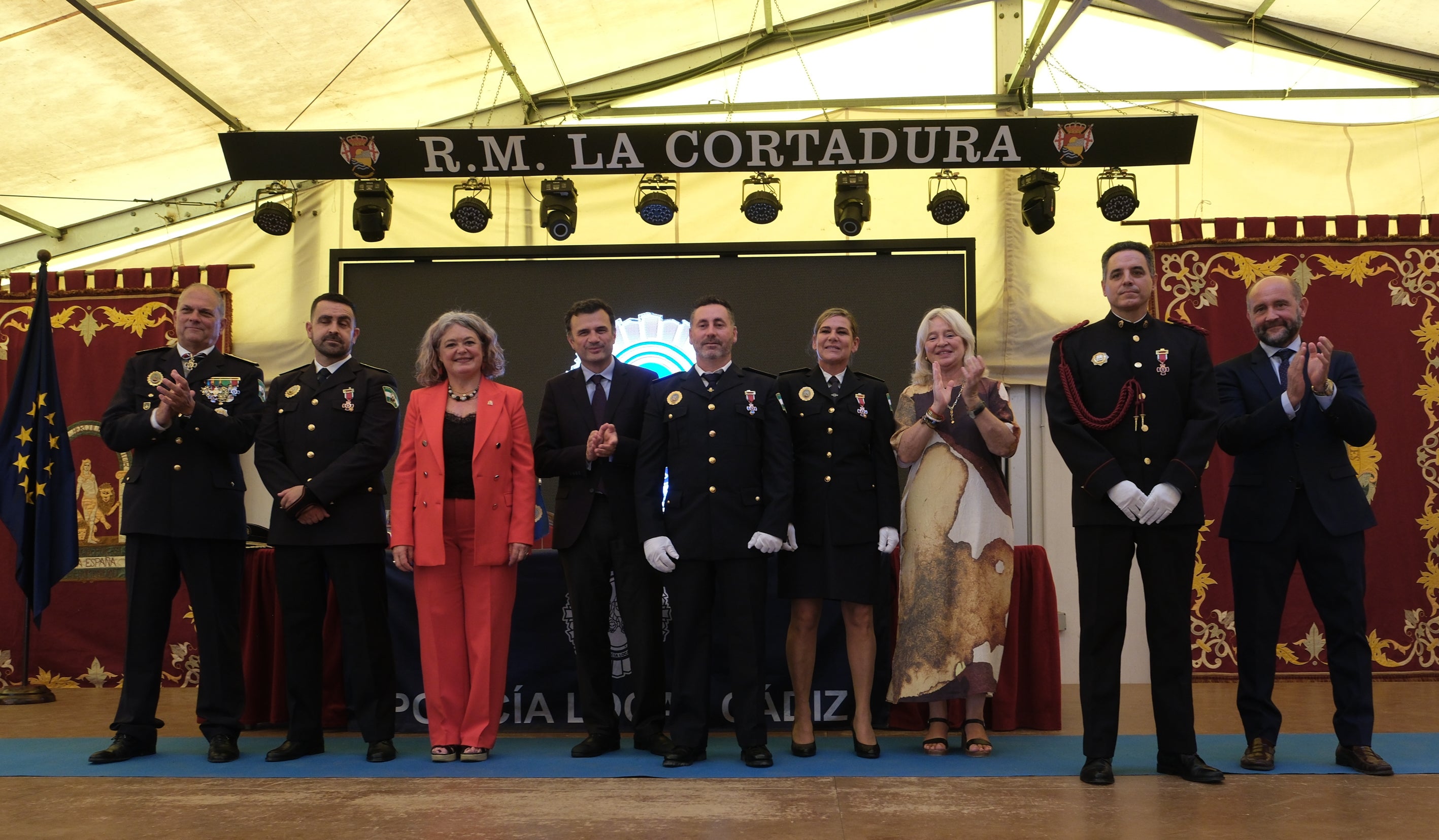 Honores al patrón de la Policía Local de Cádiz