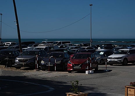 Imagen secundaria 1 - Parking del Campo de las Balas