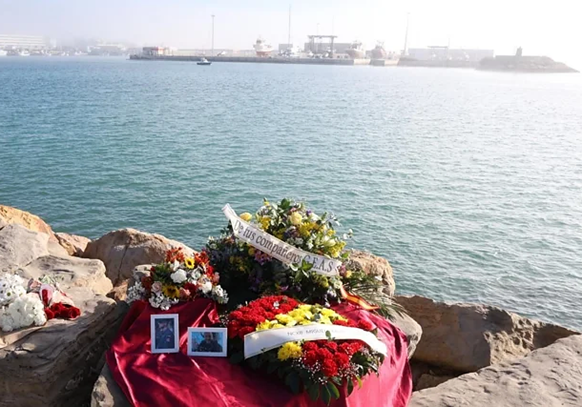 Homenaje a los guardias civiles fallecidos en Barbate