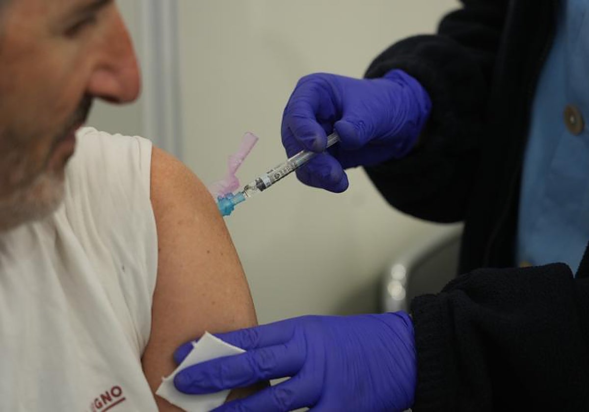 La provincia de Cádiz, a la cabeza de vacunaciones de la gripe en Andalucía