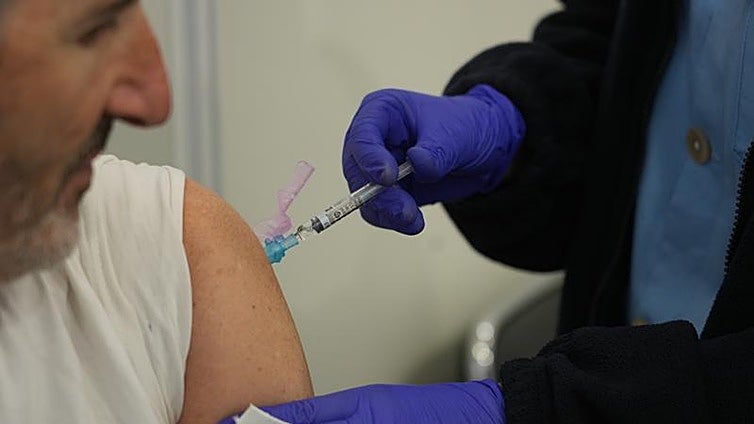 La provincia de Cádiz, a la cabeza de vacunaciones de la gripe en Andalucía