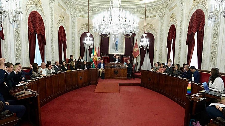 Aprobada la subida del 20% en la tasa de basura  en Cádiz «impuesta por el Gobierno»