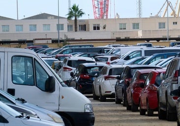 Situación de colapso en el entorno de Dragados Offshore por la falta de aparcamiento