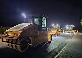 Trabajos nocturnos para arreglar la carretera A-381