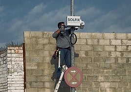 El Puerto vigila los puntos de vertidos ilegales con cámaras