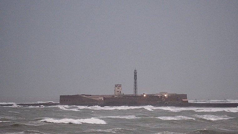 El fuerte oleaje ha dejado imágenes impactantes