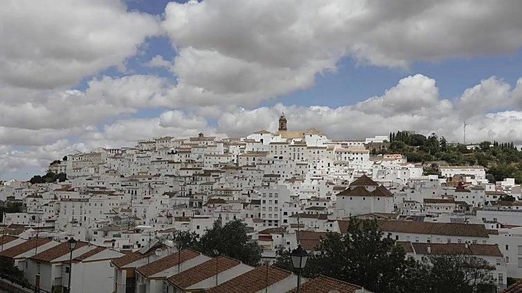 El pequeño y encantador pueblo de Cádiz que ha sido elegido como el 'Pueblo más mágico de Andalucía' para 2026
