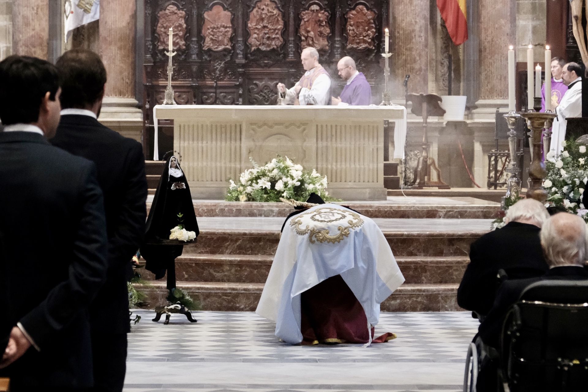 Fotos: Emotiva despedida a Álvaro Domecq Romero en la Catedral de Jerez