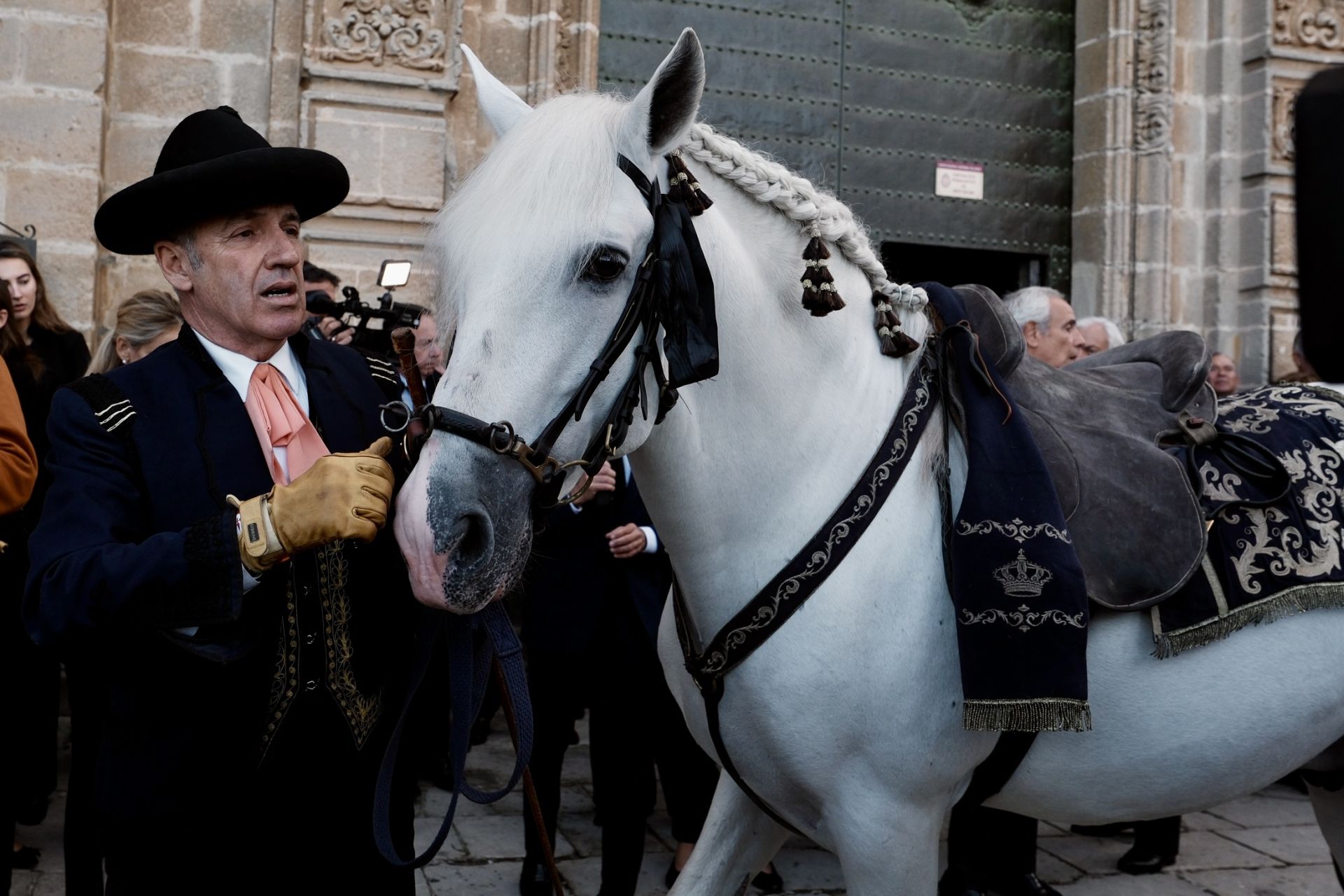 Fotos: Emotiva despedida a Álvaro Domecq Romero en la Catedral de Jerez