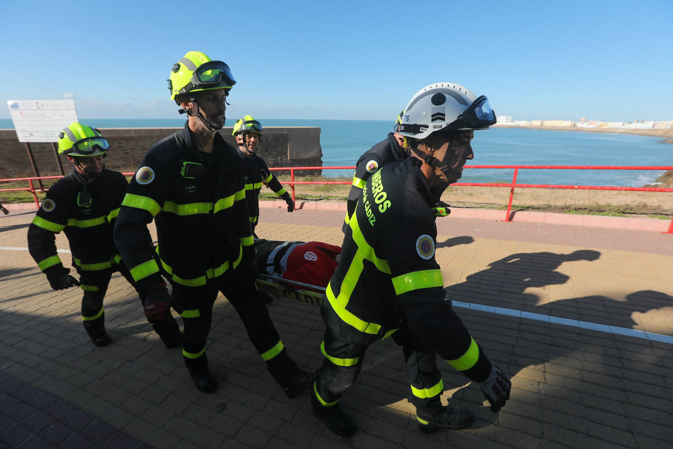 Fotos: Las mejores imágenes del simulacro de tsunami en Cádiz