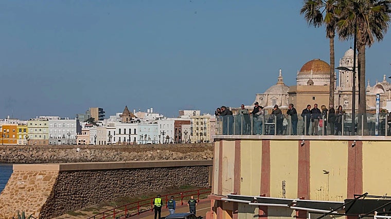 En vídeo: Las imágenes nunca vistas que deja para la historia el simulacro de tsunami en Cádiz